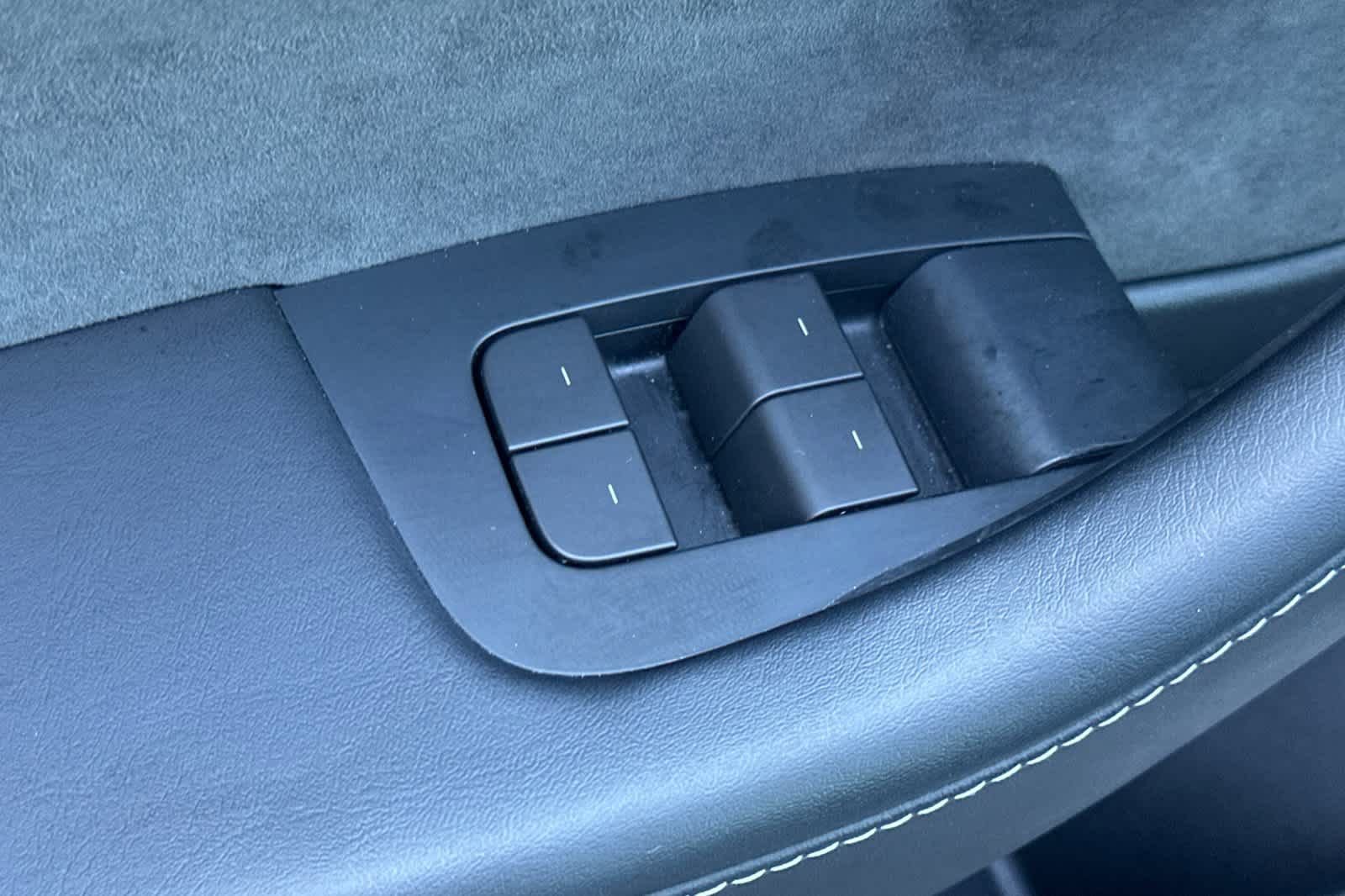 Used 2023 Tesla Model 3 Standard Range RWD image 13