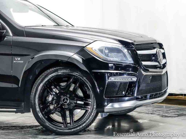 Used 2013 Mercedes-Benz GL 63 AMG 4MATIC image 2