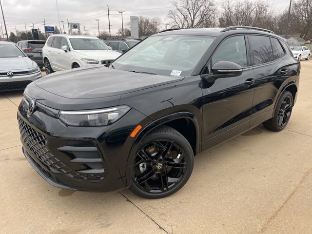 New 2026 Volkswagen Tiguan SE R-Line image 3