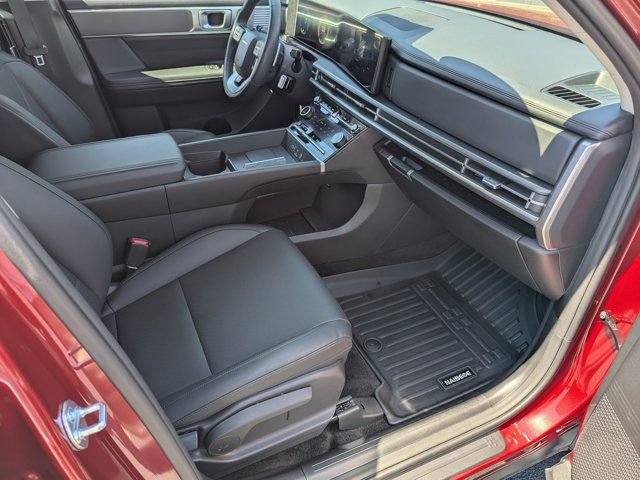 Used 2025 Hyundai Santa Fe XRT AWD/4WD image 12