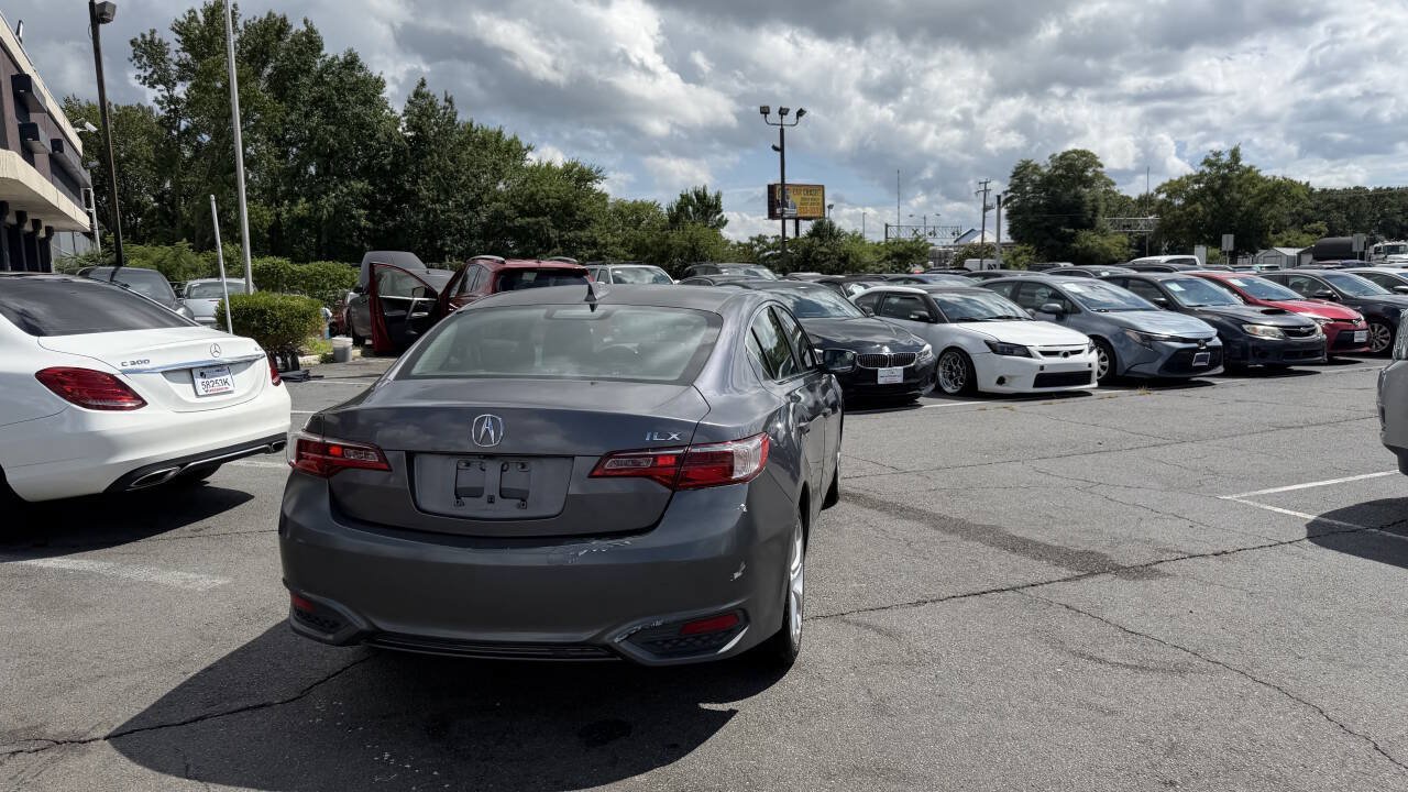 Used 2017 Acura ILX FWD image 11
