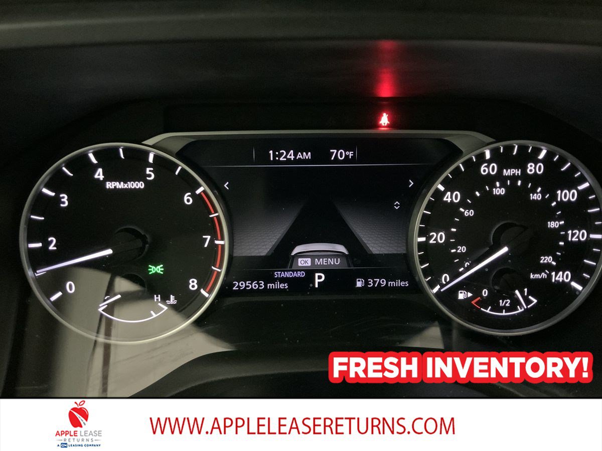 Used 2021 Nissan Rogue SV w/ Premium Package FWD image 10