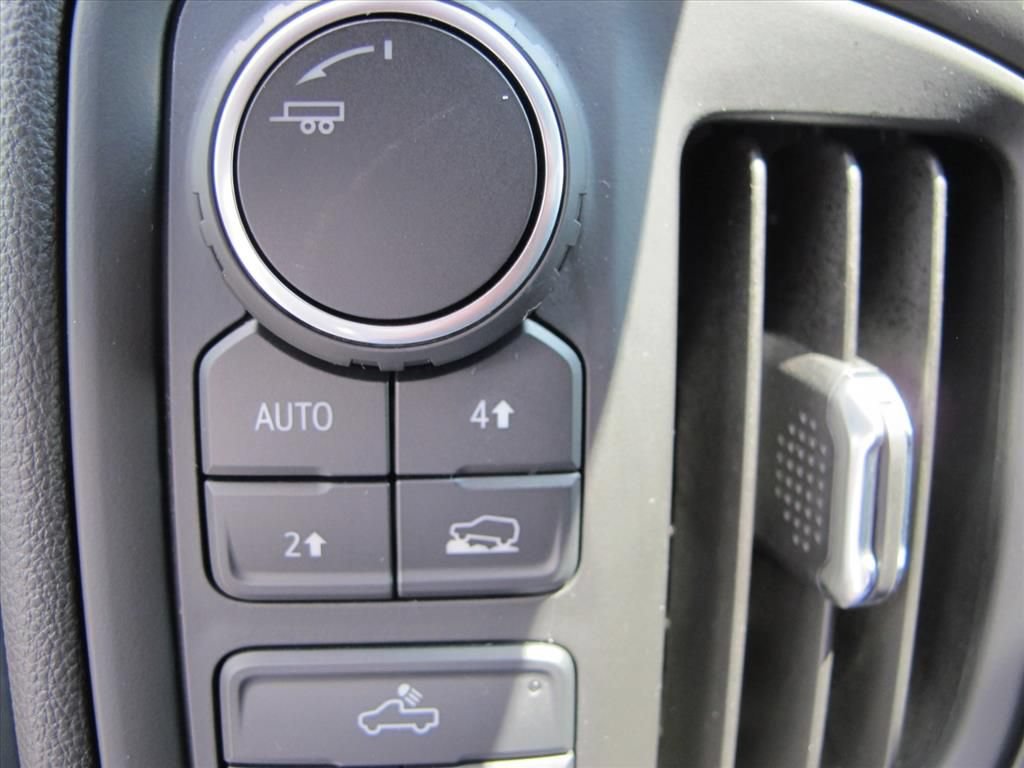 Used 2025 Chevrolet Silverado 1500 Custom w/ Turbomax Blackout Package AWD/4WD image 11