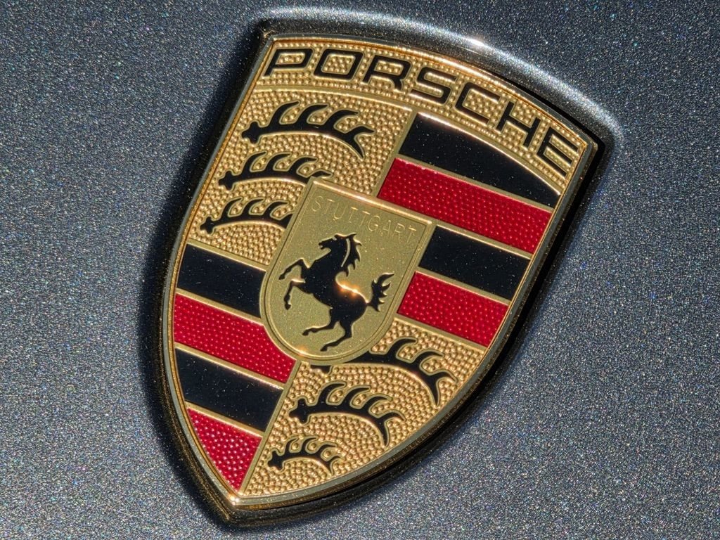 Used 2024 Porsche Cayenne image 24