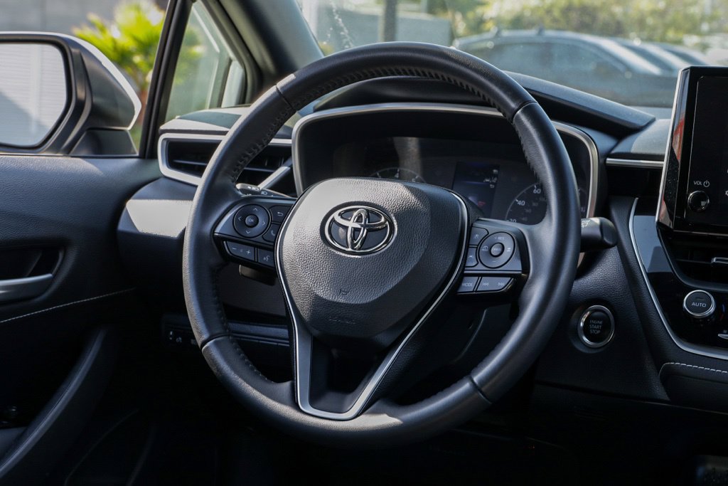 Used 2025 Toyota Corolla SE FWD image 27