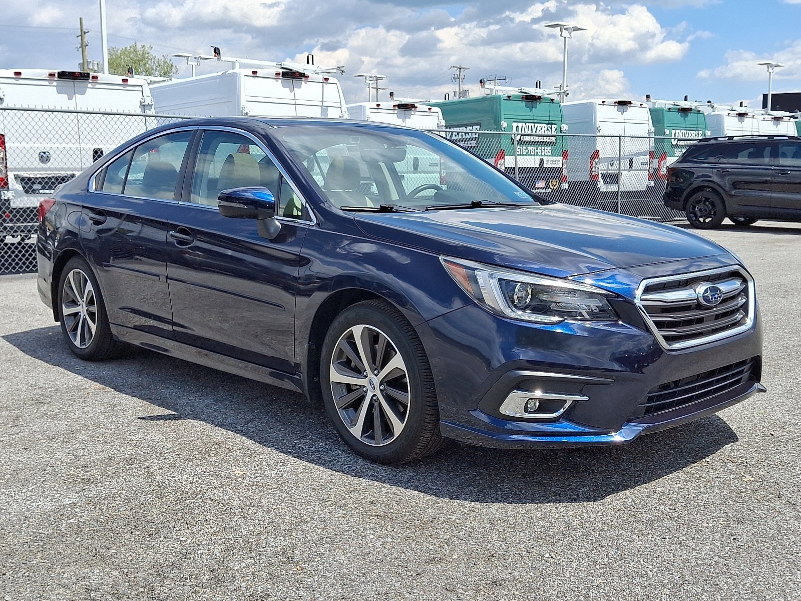 Used 2018 Subaru Legacy 3.6R Limited AWD/4WD image 3