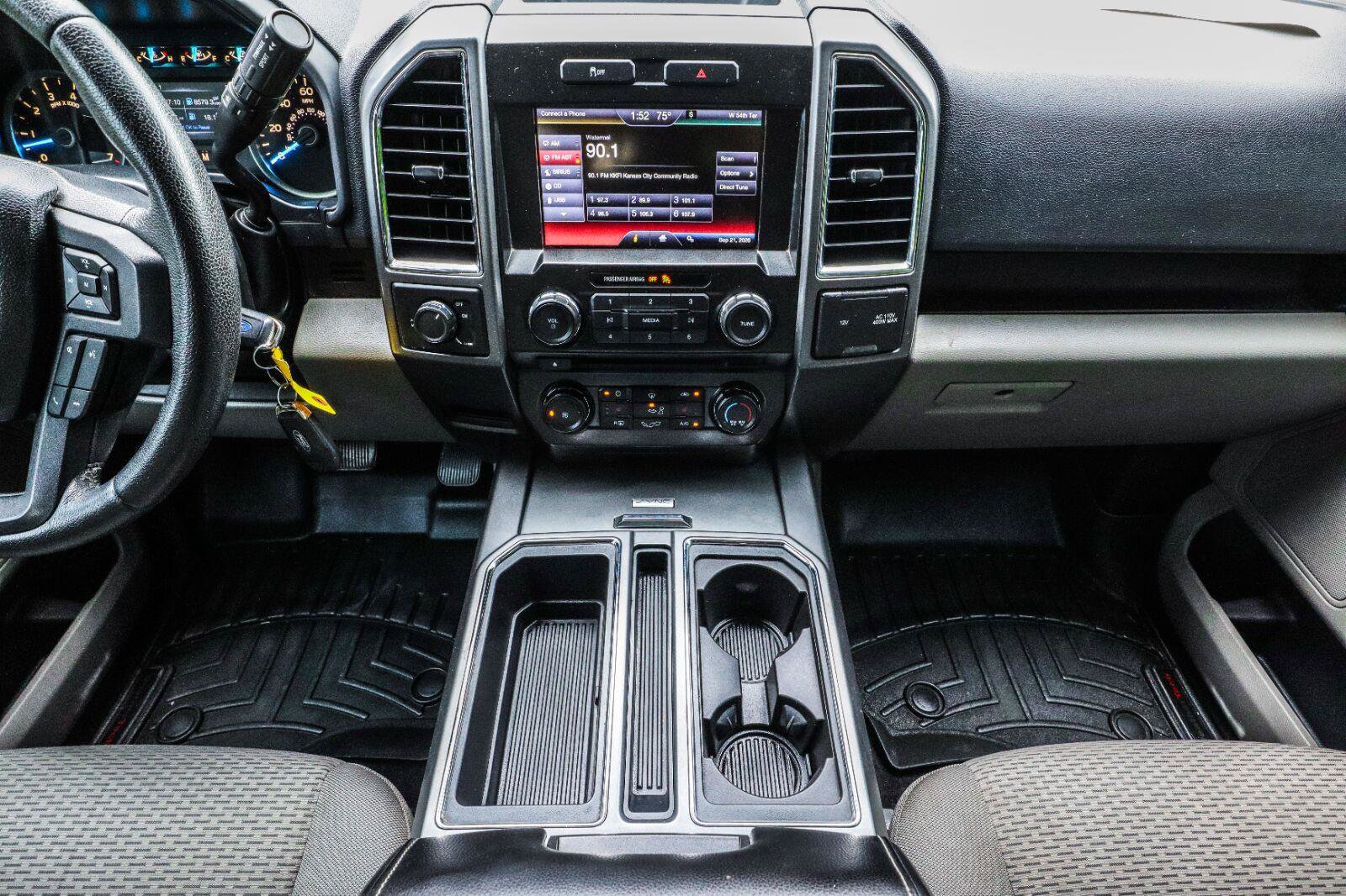 Used 2015 Ford F150 XLT w/ Equipment Group 302A Luxury RWD image 24