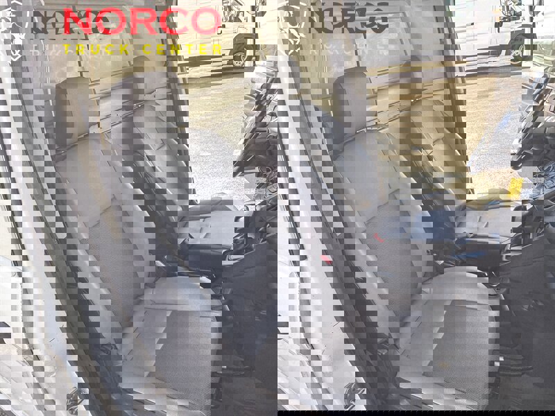 Used 2016 Ford Transit Connect XL image 25