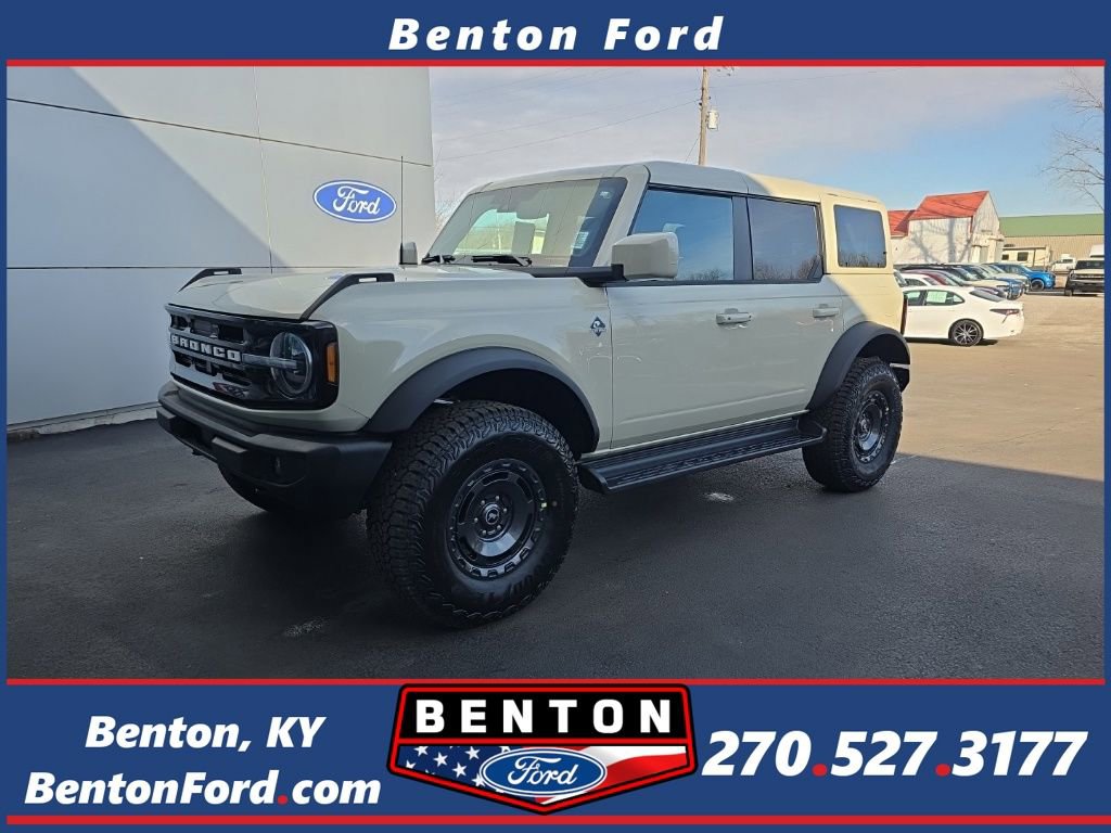 New 2025 Ford Bronco Outer Banks w/ Sasquatch Package image 1