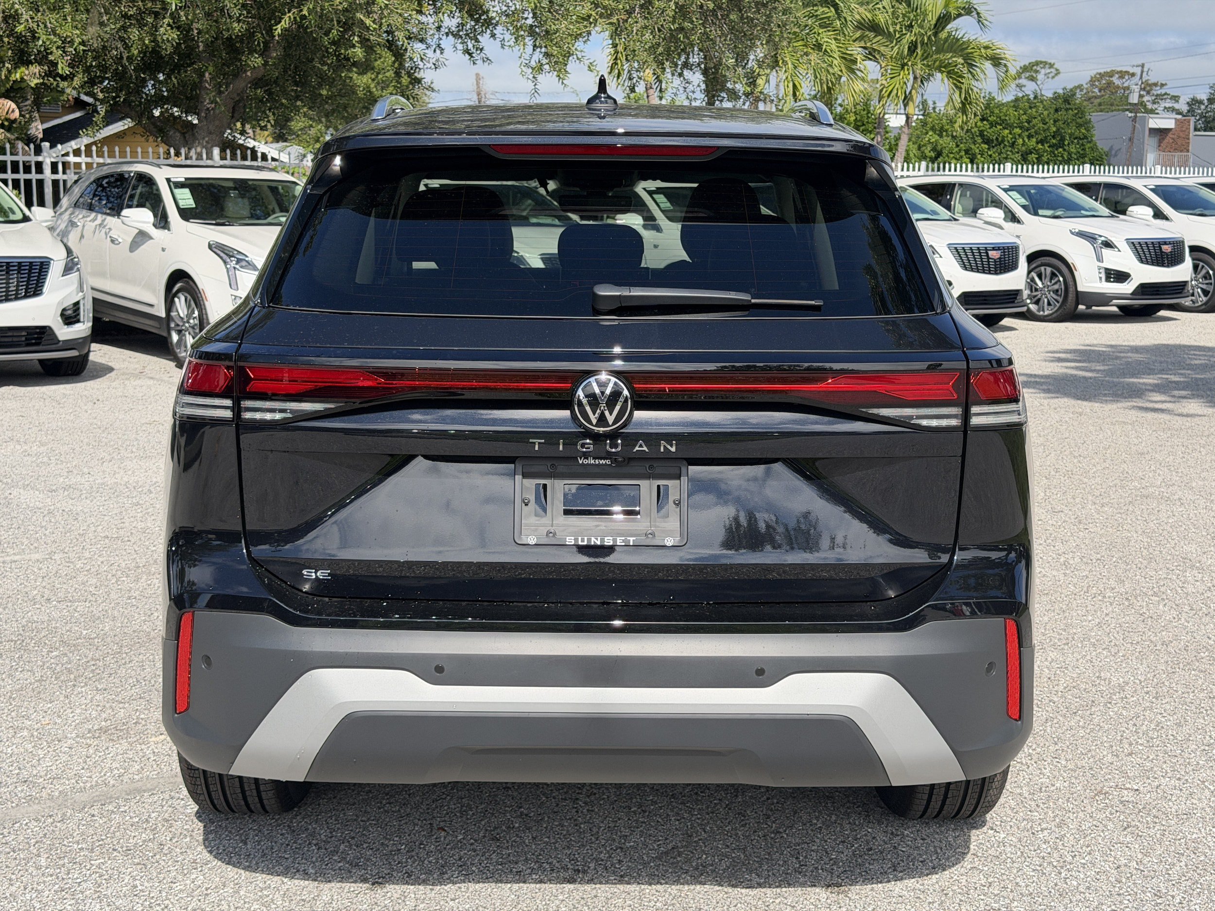 New 2026 Volkswagen Tiguan SE FWD image 6