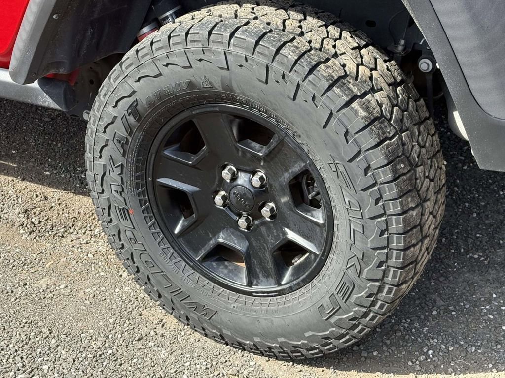 Used 2021 Jeep Gladiator Mojave image 12