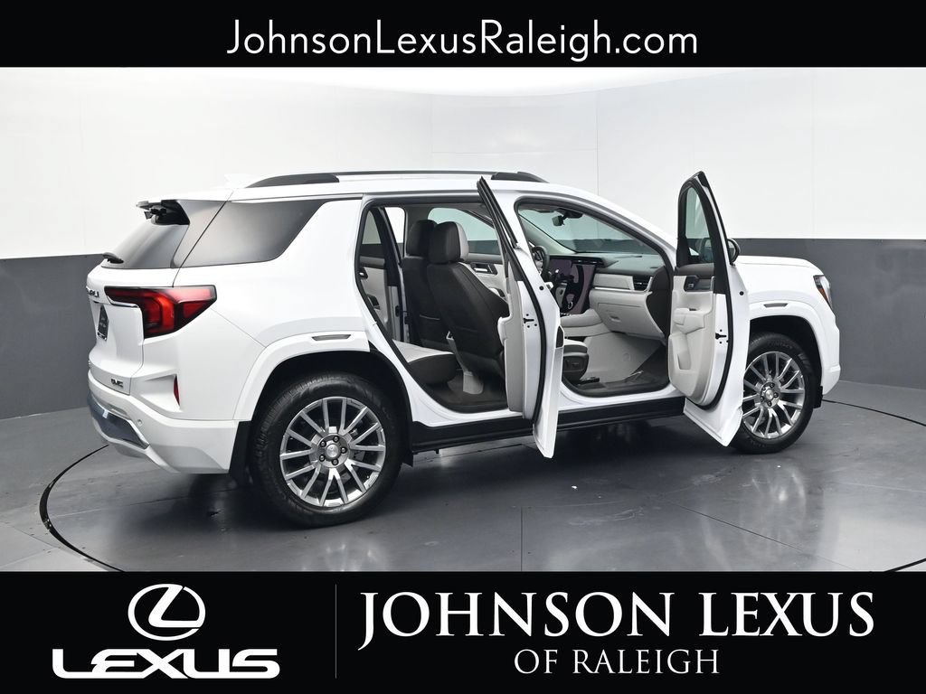 Used 2026 GMC Terrain Denali w/ LPO, Floor Liner Package AWD/4WD image 30