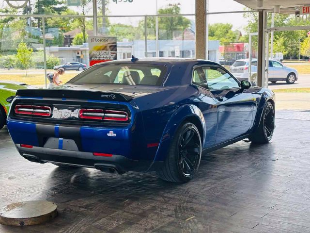Used 2022 Dodge Challenger SRT Hellcat RWD image 8