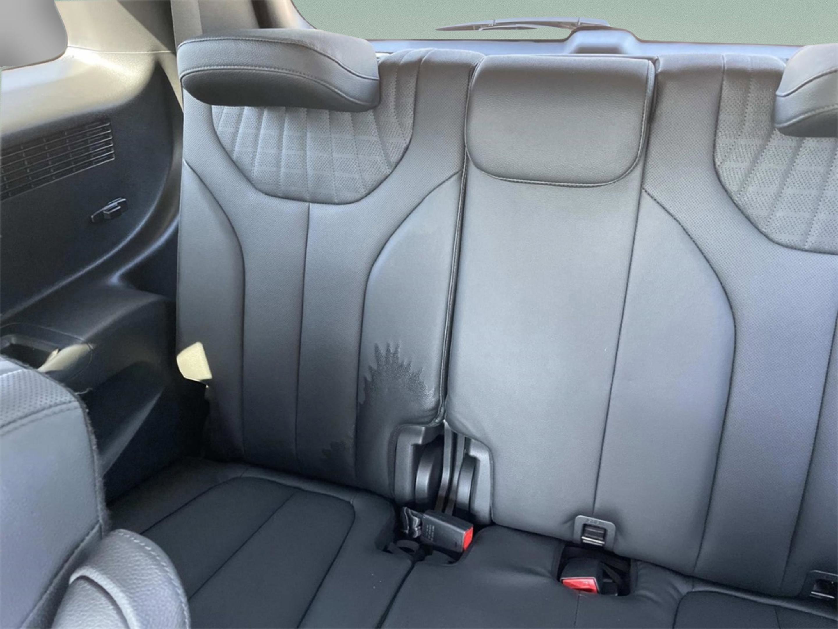 Used 2024 Hyundai Palisade Limited image 9