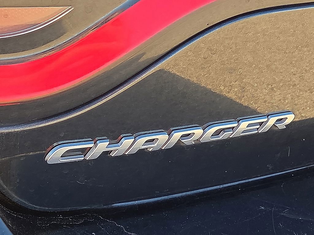 Used 2022 Dodge Charger SXT image 31