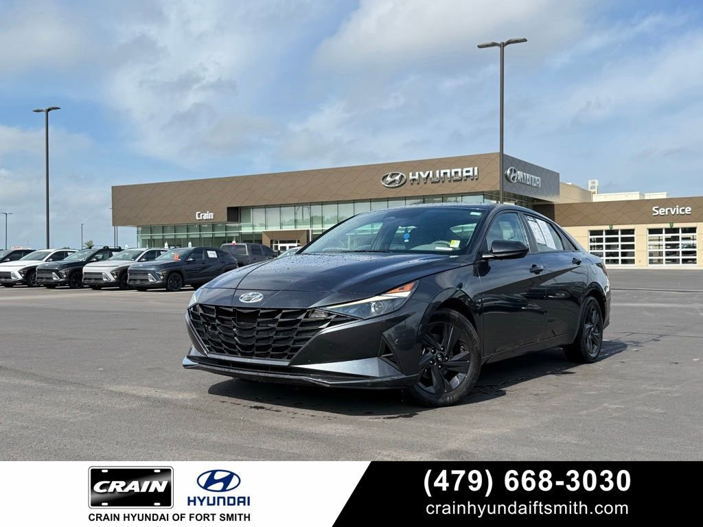 Used 2023 Hyundai Elantra SEL