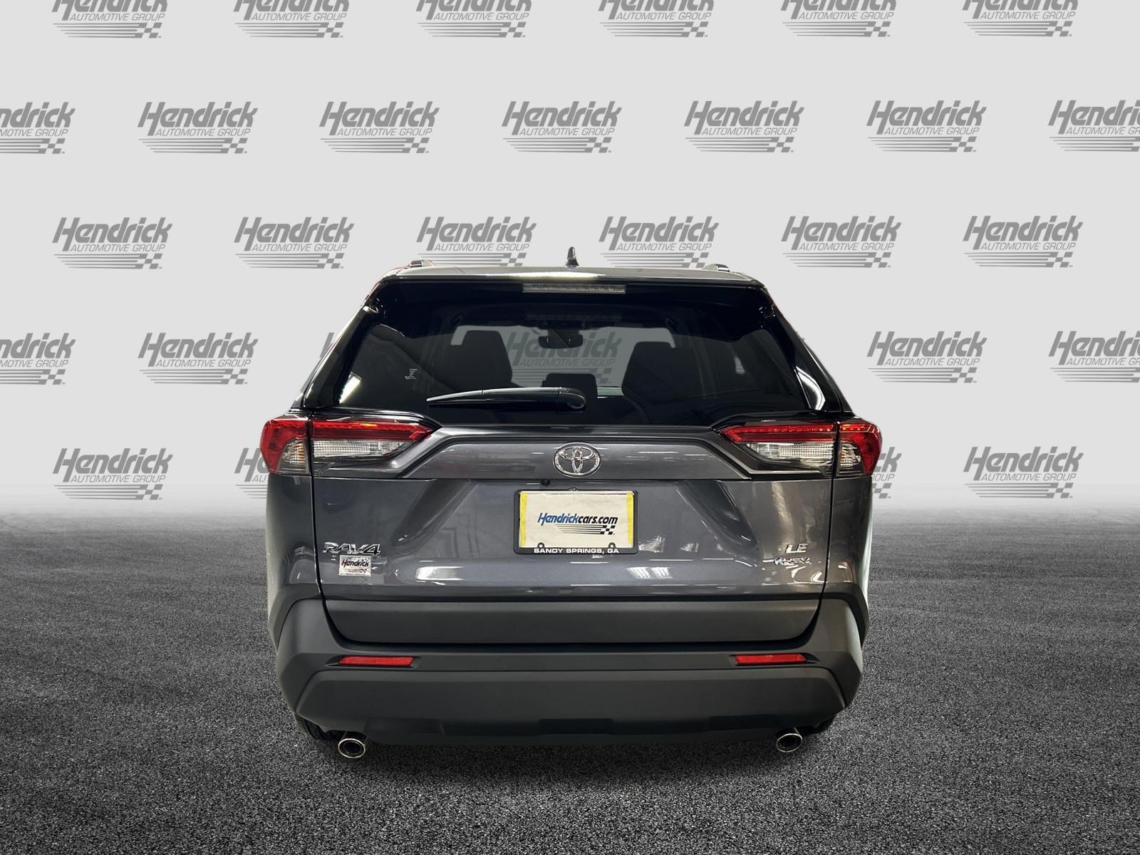 Used 2025 Toyota RAV4 LE AWD/4WD image 9