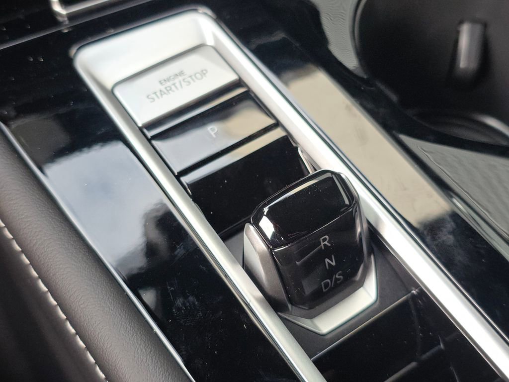 New 2026 Volkswagen Atlas Cross Sport SE image 17