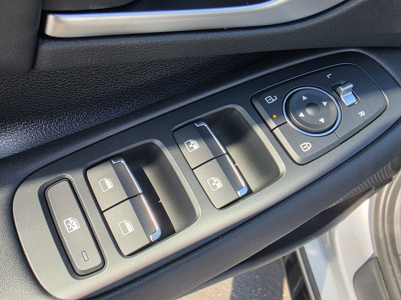 New 2025 Hyundai Sonata SEL FWD image 20