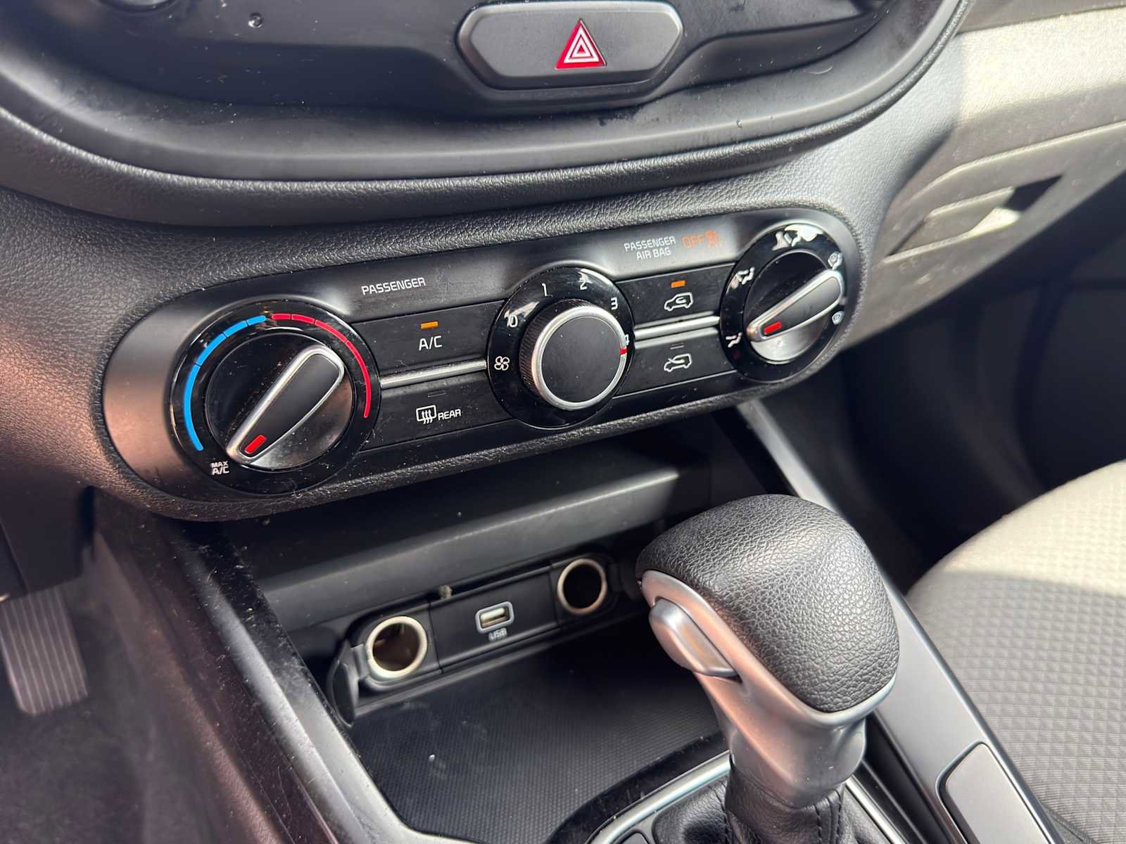 Used 2020 Kia Soul LX FWD image 17
