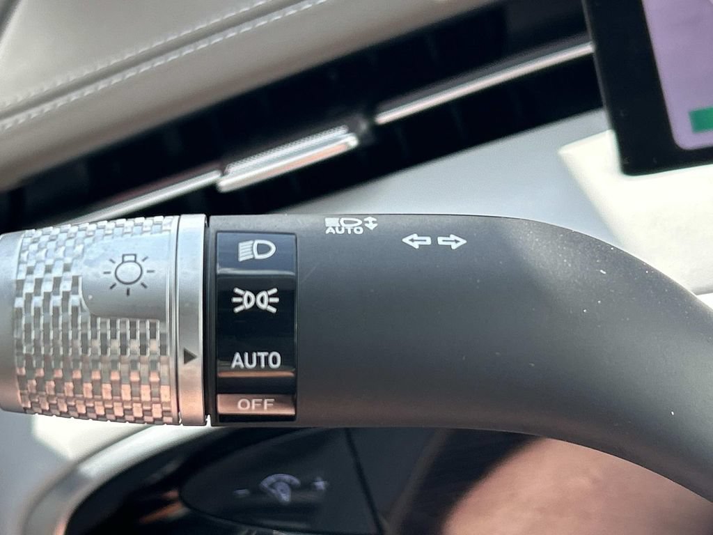 Used 2026 Genesis Electrified GV70 Prestige AWD/4WD image 35