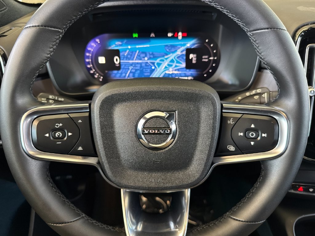 Certified 2023 Volvo XC40 Recharge Plus AWD/4WD image 22