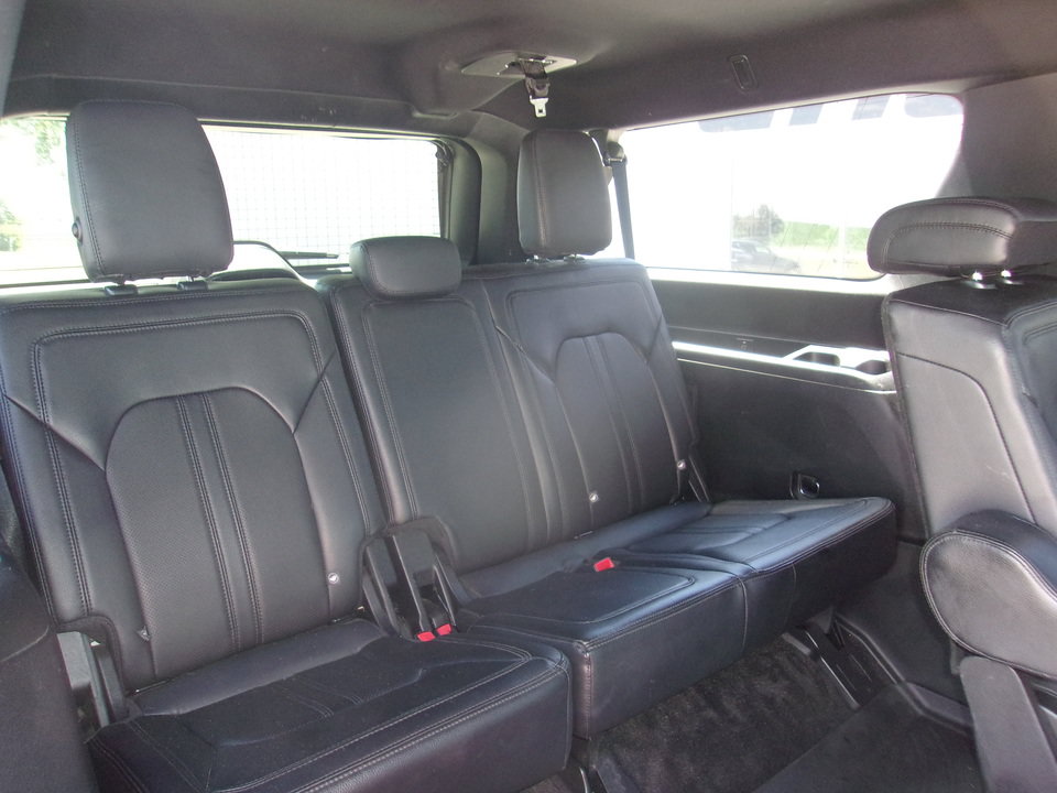 Used 2019 Ford Expedition Max Limited w/ Texas Edition Package AWD/4WD image 15
