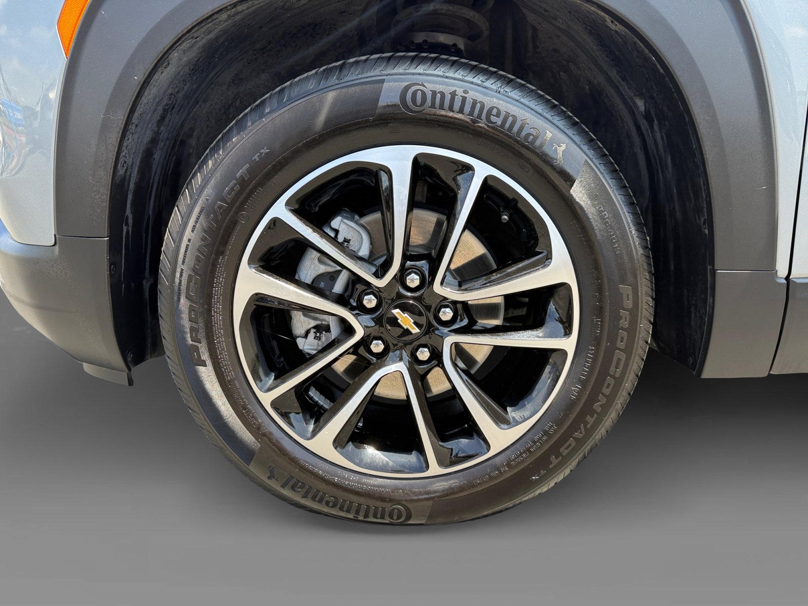 Used 2024 Chevrolet TrailBlazer LT w/ Driver Confidence Package FWD image 9