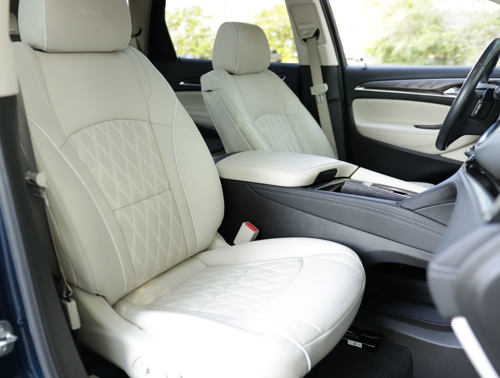 Used 2024 Buick Enclave Avenir w/ Avenir Technology Package FWD image 36
