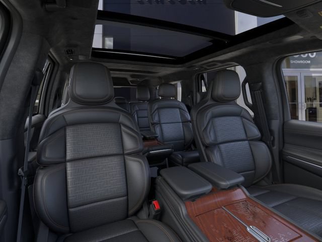 New 2025 Lincoln Navigator L Black Label AWD/4WD image 28