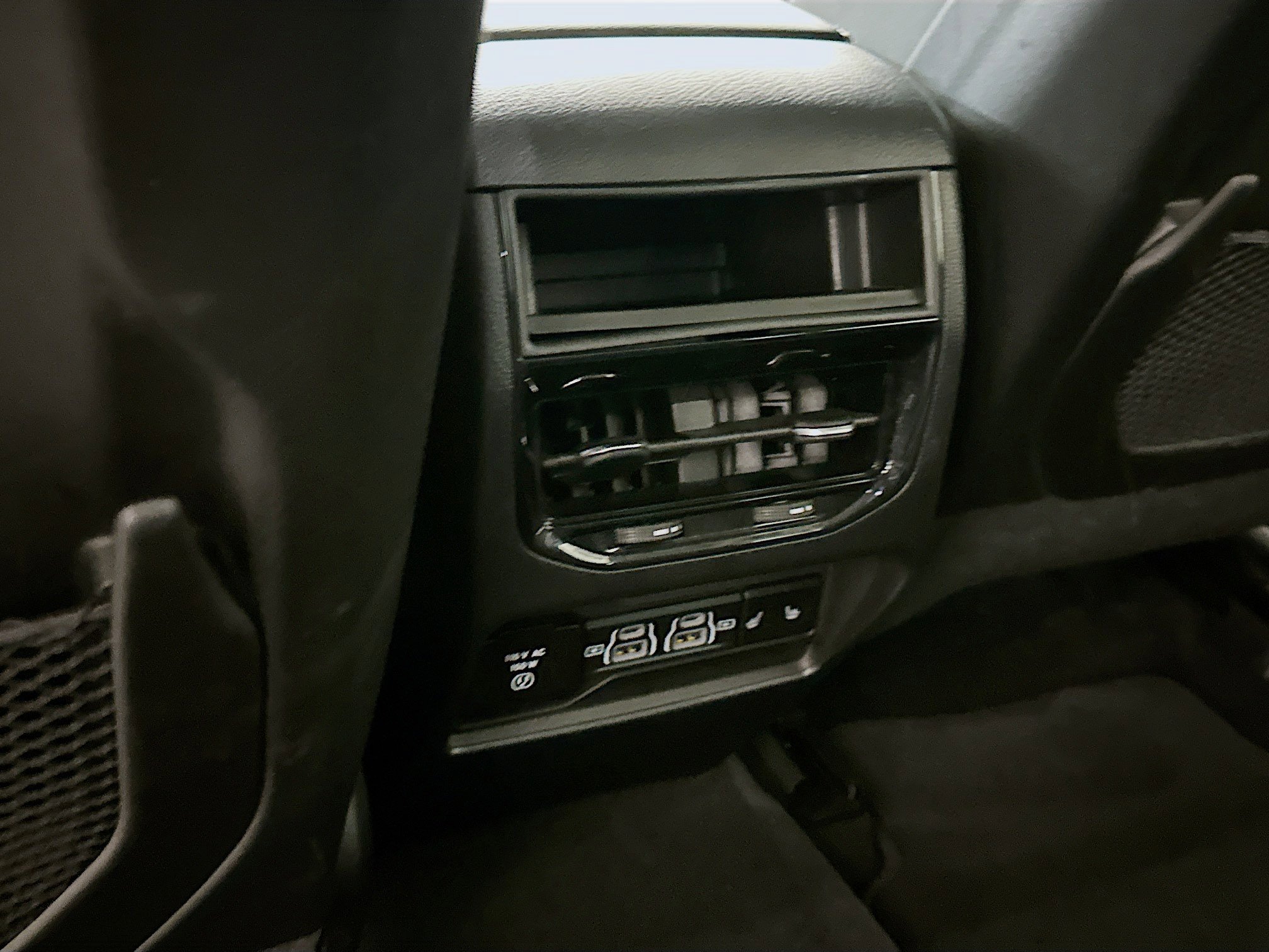 Used 2022 Jeep Grand Cherokee Limited 4xe w/ MOPAR Finishing Package image 29