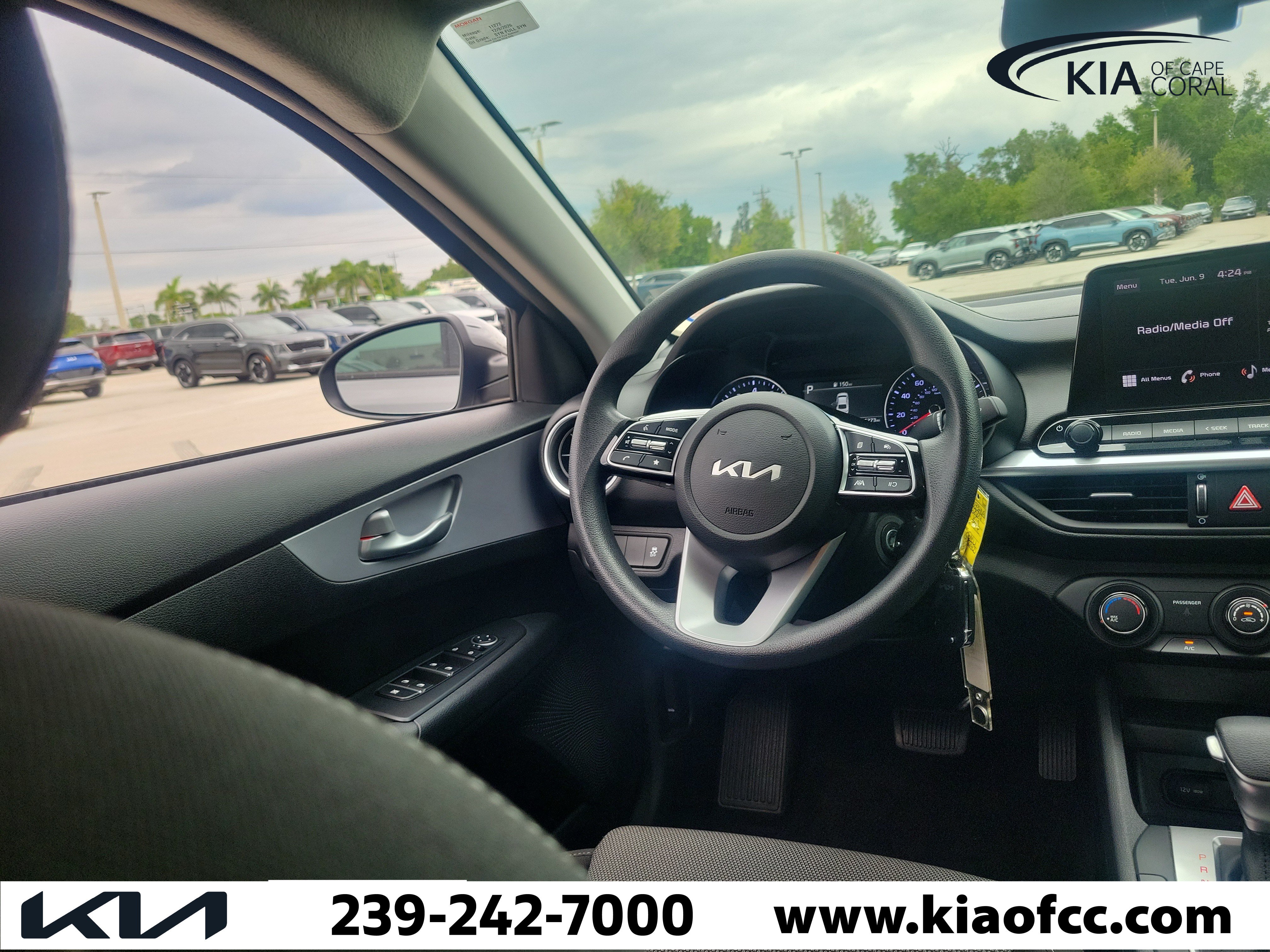 Certified 2024 Kia Forte LXS FWD image 19