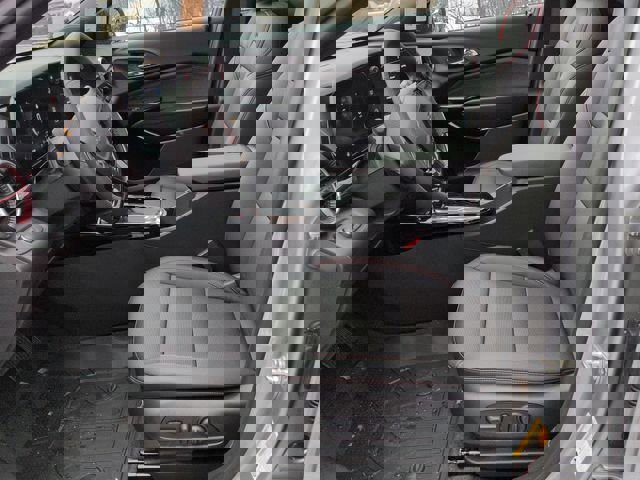 New 2026 Chevrolet Trax RS w/ Sunroof Package image 20