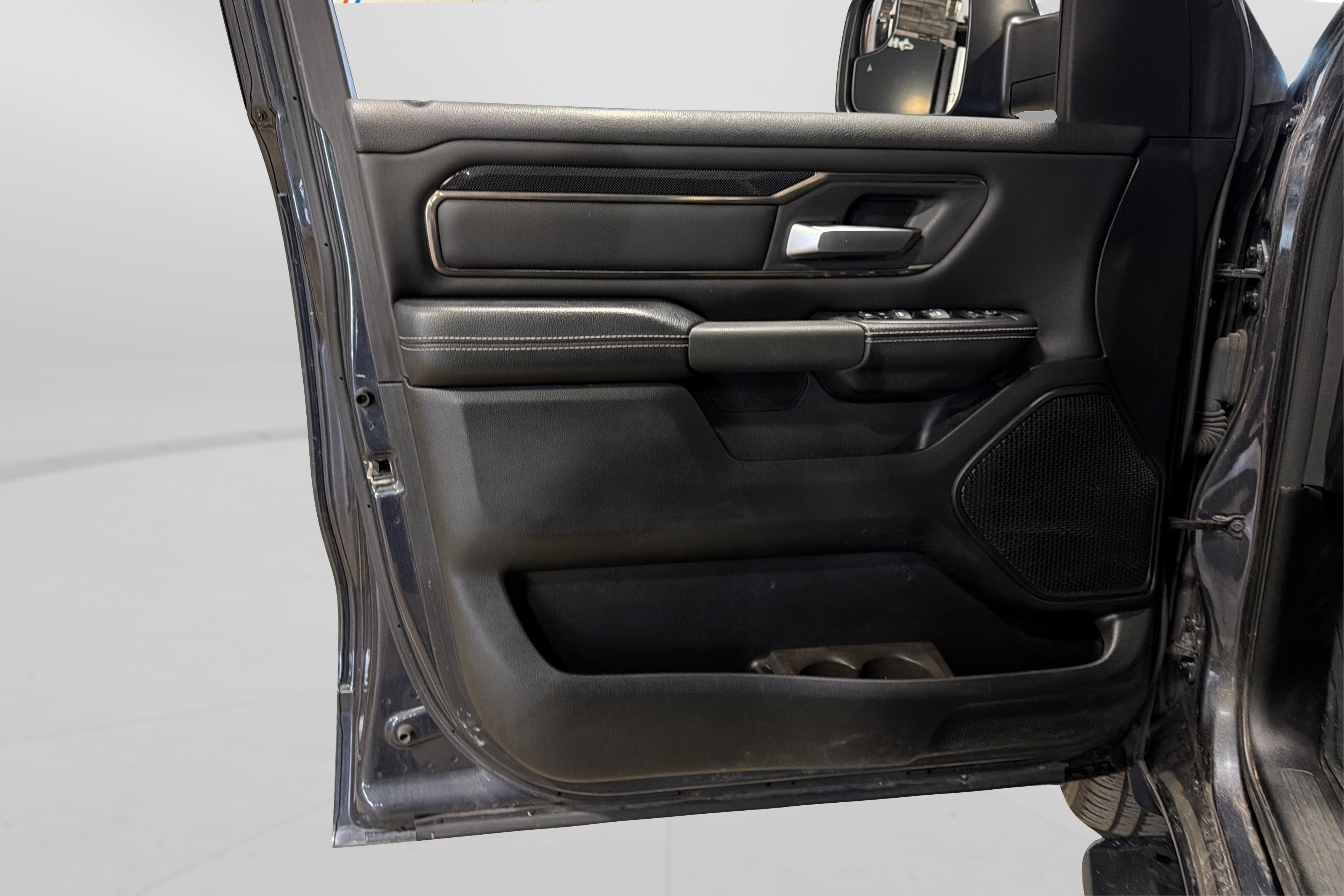 Used 2019 RAM 1500 Sport w/ Alpine Leather & Sound Group AWD/4WD image 15