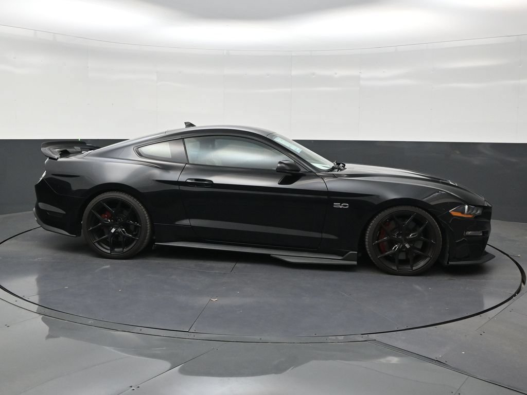 Used 2021 Ford Mustang GT Premium w/ GT Performance Package RWD image 6