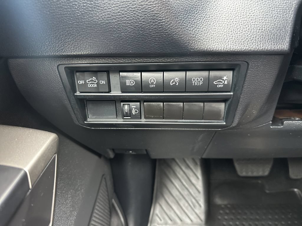 Used 2024 Toyota Tundra SR5 w/ SR5 Convenience Package AWD/4WD image 15