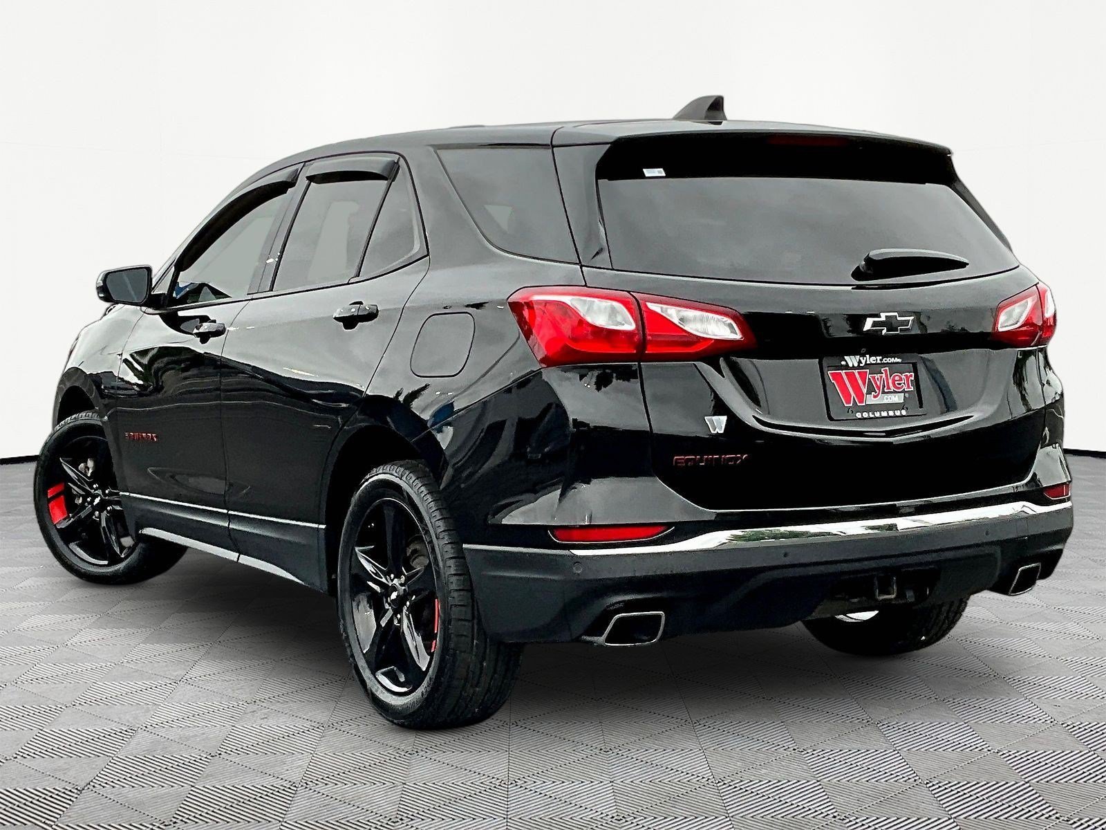 Used 2019 Chevrolet Equinox LT FWD image 4