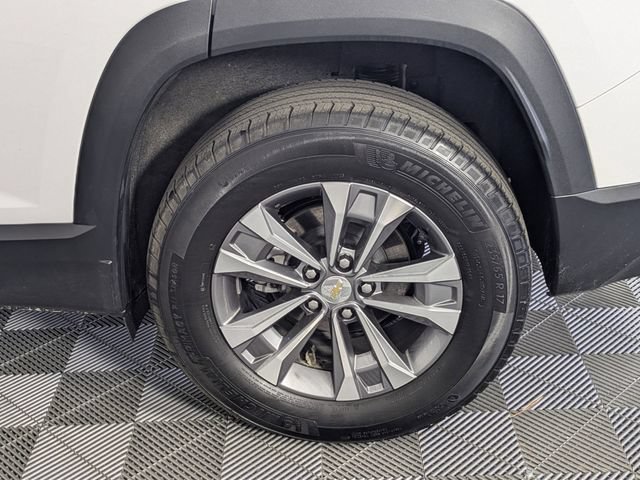 Used 2025 Chevrolet Equinox LT AWD/4WD image 7