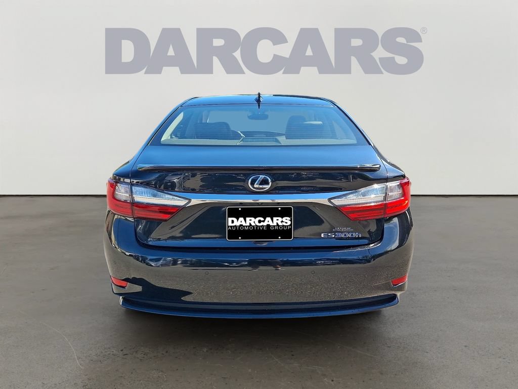 Used 2016 Lexus ES 300h w/ Navigation System Package FWD image 5