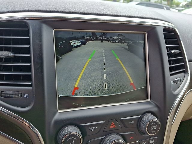 Used 2017 Jeep Grand Cherokee Limited AWD/4WD image 18
