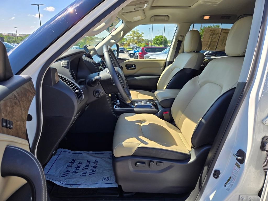 Used 2023 INFINITI QX80 Premium Select w/ All-Season Package AWD/4WD image 13