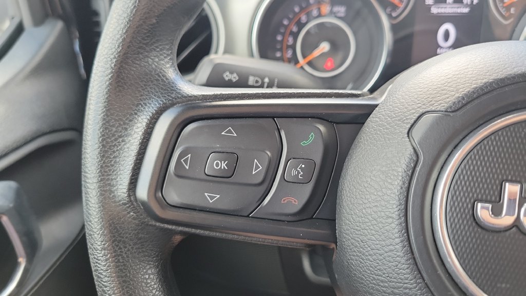 Used 2021 Jeep Wrangler Sport AWD/4WD image 23