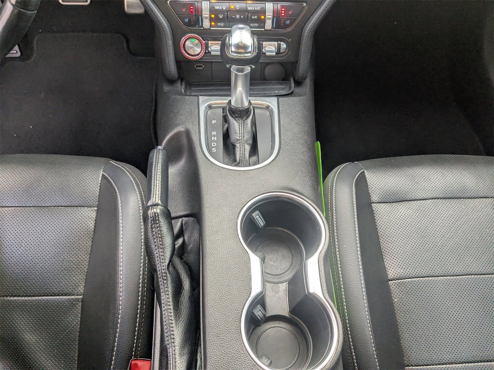 Used 2019 Ford Mustang Premium image 16