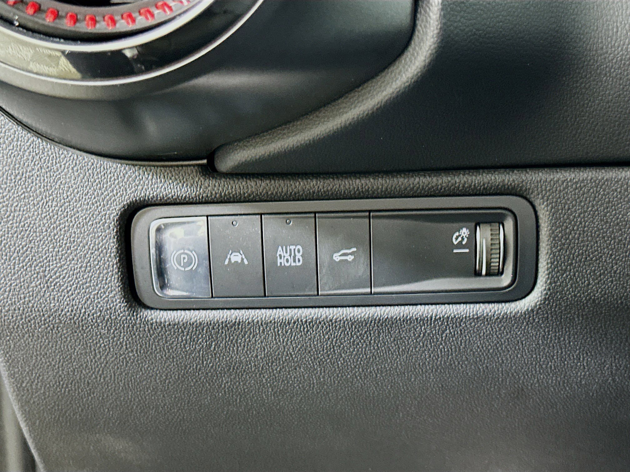 Used 2024 Chevrolet Equinox EV RS FWD image 16