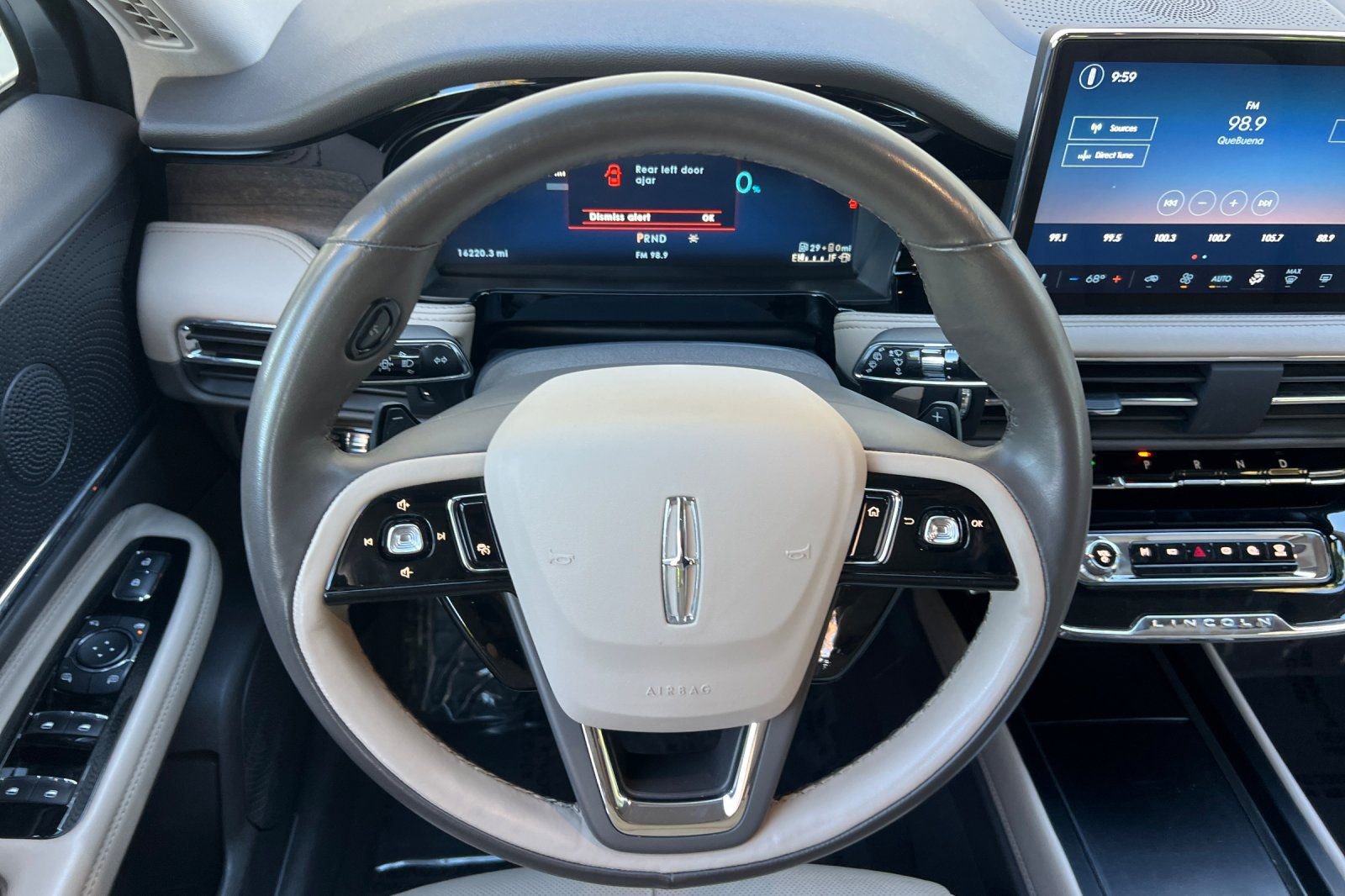 Used 2024 Lincoln Corsair Grand Touring image 14