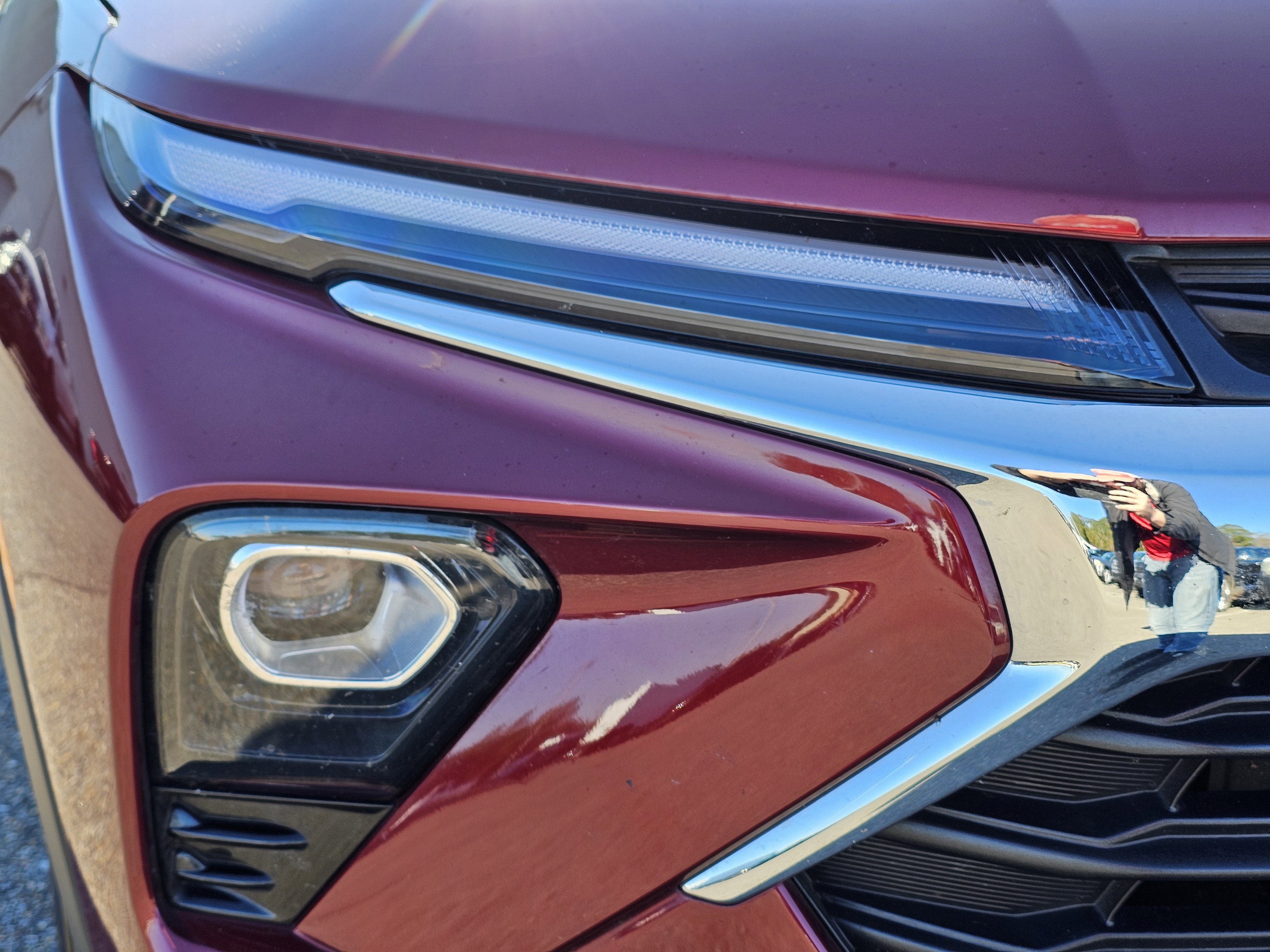 Used 2025 Chevrolet TrailBlazer LT image 4