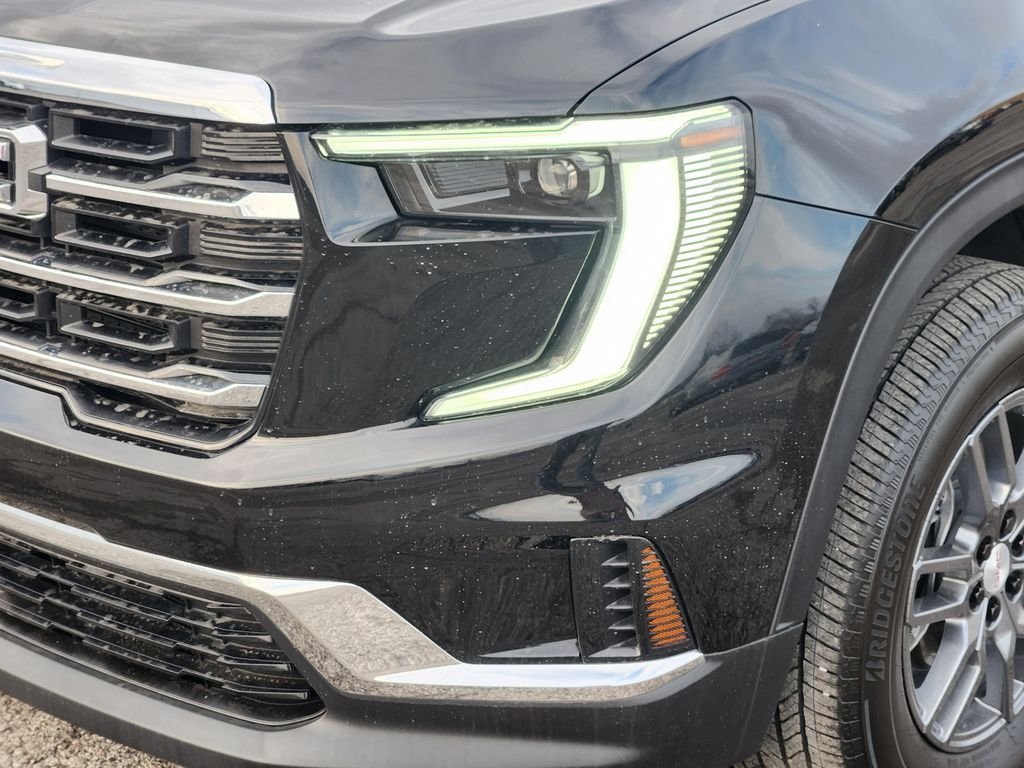 Used 2025 GMC Acadia Elevation FWD image 10