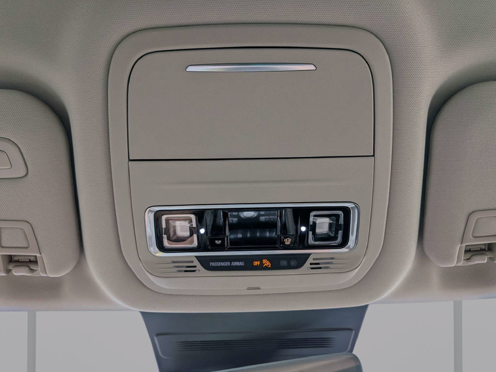 Used 2024 Lincoln Nautilus Premier AWD/4WD image 30