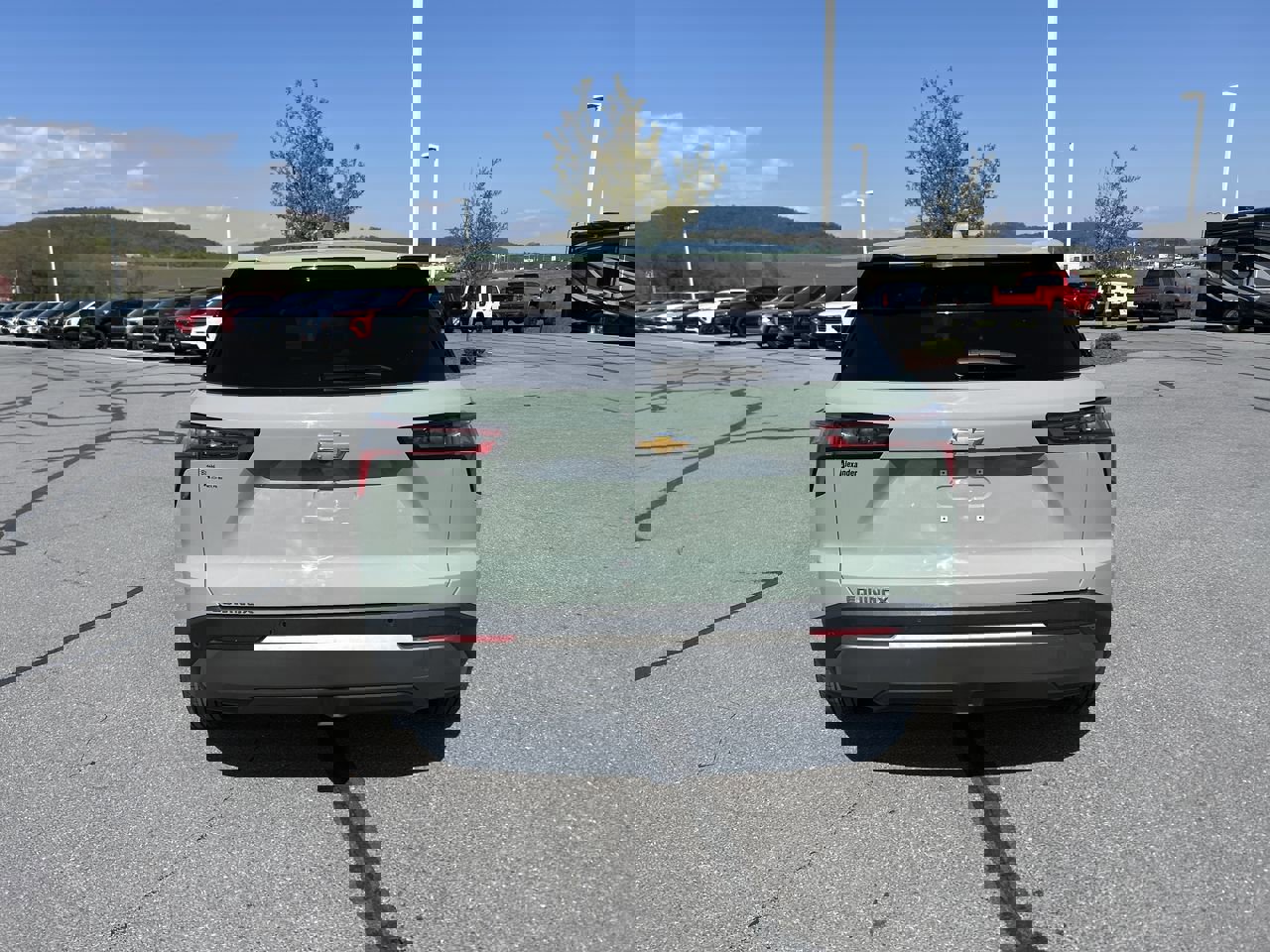 Used 2026 Chevrolet Equinox LT w/ Convenience Package II AWD/4WD image 6