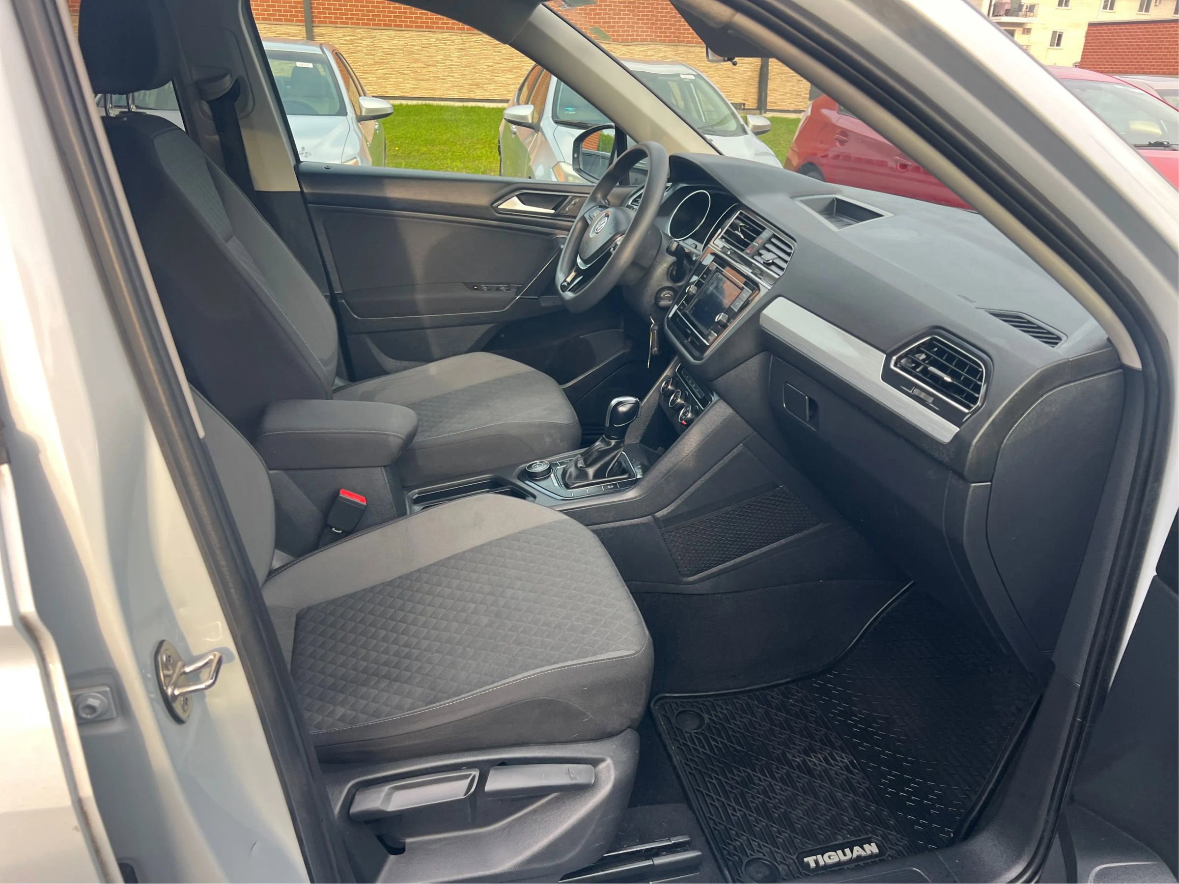 Used 2018 Volkswagen Tiguan S AWD/4WD image 23